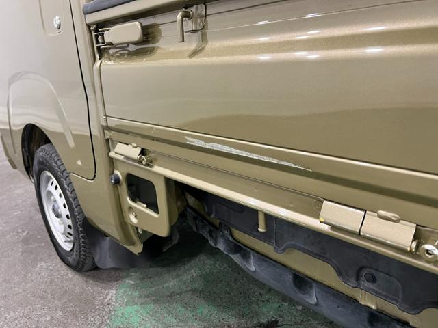 ハイゼットトラックスタンダード 農用スペシャル 4WD/MT車/FMAMラジオ1年保証距離無制限 走行距離10309キロ FMAMラジオ 純正フロアマット 助手席エアバック オートライト アイドリングストップ 荷台作業灯(埼玉県)の中古車