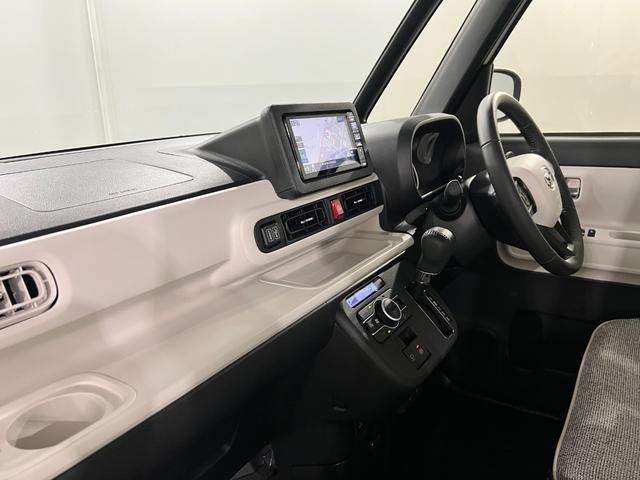 ムーヴキャンバスストライプスGターボ 走行9787キロ/車検整備付/ナビ一年保証・走行距離無制限 フルセグナビ Bluetooth 全周囲カメラ ドラレコ ETC クリアランスソナー オートライト LEDヘッドライト シートヒーター 両側電動スライドドア(埼玉県)の中古車