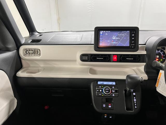 ムーヴキャンバスストライプスＧ　純正７インチナビ／ドラレコ／ＥＴＣ禁煙車　ワンオーナー　純正フルセグナビ　バックカメラ　ドラレコ　ＥＴＣ　クリアランスソナー　オートライト　ＬＥＤヘッドライト　シートヒーター　両側電動スライドドア　オートエアコン（埼玉県）の中古車