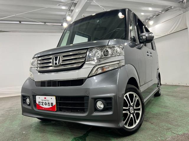 N−BOXカスタムG 走行71714キロ/ワンセグナビ/バックカメラ一年保証・走行距離無制限 ワンセグナビ バックカメラ ドラレコ オートライト LEDヘッドライト 両側電動スライドドア(埼玉県)の中古車