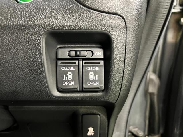 N−BOXカスタムG 走行71714キロ/ワンセグナビ/バックカメラ一年保証・走行距離無制限 ワンセグナビ バックカメラ ドラレコ オートライト LEDヘッドライト 両側電動スライドドア(埼玉県)の中古車