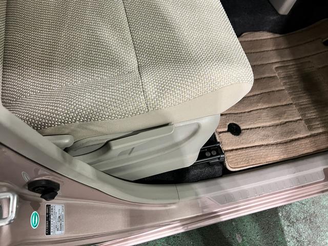 タントＸ　ルーフバンパー色あせ／現状販売車／走行１２４２９キロ【現状販売車】保証１年間・距離無制限付き　キーフリー　ベンチシート　オートエアコン　アイドリングストップ　純正フロアマット（埼玉県）の中古車