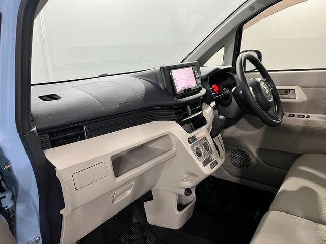 ムーヴＬ　ＳＡII　走行４００２５キロ／ワンセグナビ／純正マット１年保証距離無制限　走行距離４００２５キロ　ワンセグナビ　純正カーペットマット　助手席エアバック　アイドリングストップ　電動格納式ドアミラー（埼玉県）の中古車