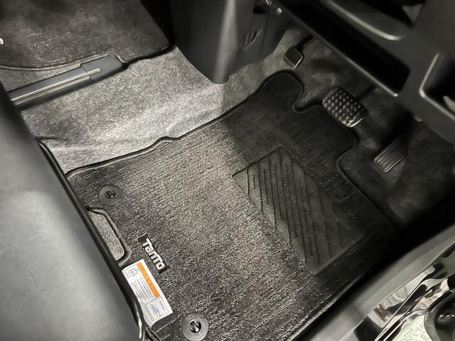 タントカスタムＲＳトップエディションＳＡIII　走行９５９６０キロ一年保証・走行距離無制限　フルセグナビ　Ｂｌｕｅｔｏｏｔｈ　バックカメラ　ドラレコ　オートライト　ＬＥＤヘッドライト　シートヒーター　両側電動スライドドア（埼玉県）の中古車