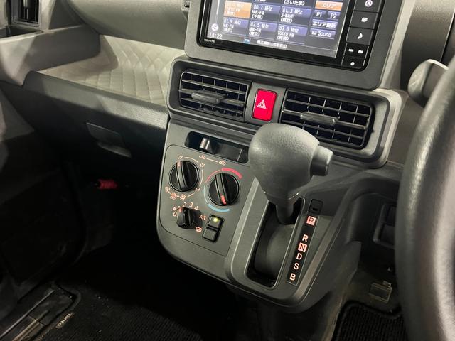 タントＬ　現状販売車／ヘコミ／雹害あり／走行８８９００キロ保証１年間・距離無制限付き　ナビ　バックカメラ　ブルートゥース　　キーレスエントリー　純正フロアマット　アイドリングストップ　ベンチシート（埼玉県）の中古車
