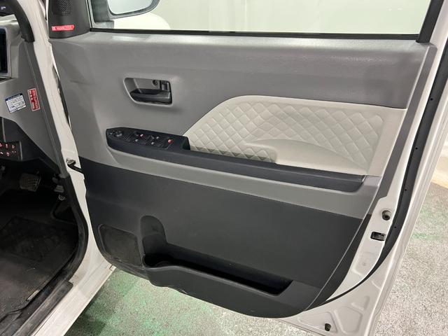 タントＬ　現状販売車／ヘコミ／雹害あり／走行８８９００キロ保証１年間・距離無制限付き　ナビ　バックカメラ　ブルートゥース　　キーレスエントリー　純正フロアマット　アイドリングストップ　ベンチシート（埼玉県）の中古車