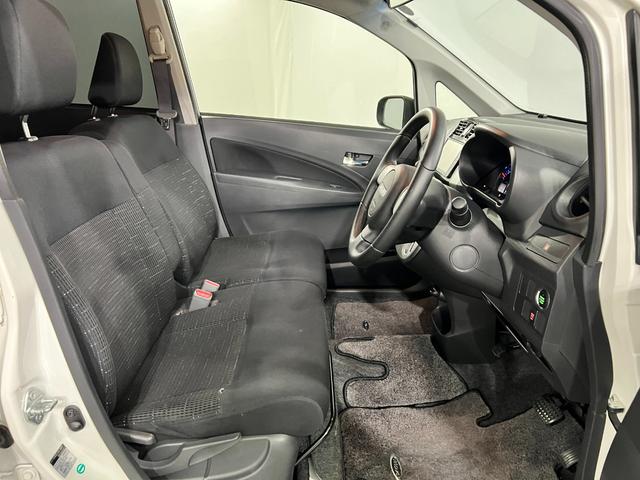ムーヴカスタム RS 走行112923キロ/フルセグナビ/マット1年保証距離無制限 走行距離112923キロ フルセグナビ ブルートゥース 純正マット 助手席エアバック オートライト LEDヘッドランプ アイドリングストップ 電動格納式ドアミラー(埼玉県)の中古車