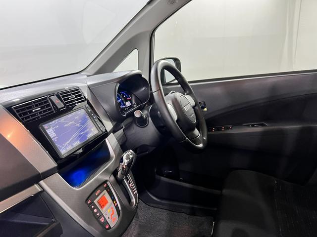 ムーヴカスタム RS 走行112923キロ/フルセグナビ/マット1年保証距離無制限 走行距離112923キロ フルセグナビ ブルートゥース 純正マット 助手席エアバック オートライト LEDヘッドランプ アイドリングストップ 電動格納式ドアミラー(埼玉県)の中古車