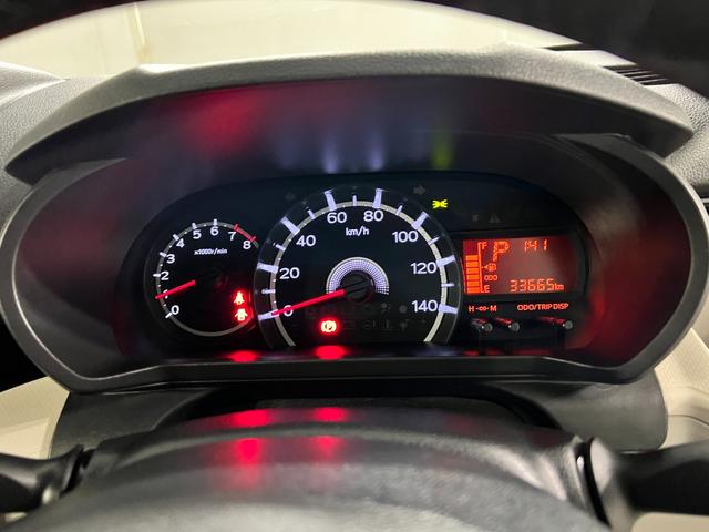 ムーヴXリミテッドII SAIII 走行33665キロ/ETCワンオーナー 禁煙車 オートライト LEDヘッドライト 運転席シートヒーター アイドリングストップ ETC 純正カーペットマット 純正アルミホイール オートエアコン キーフリー(埼玉県)の中古車