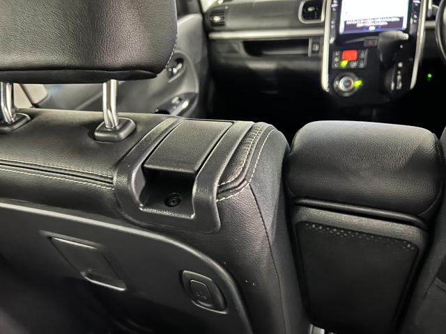 タントカスタムＸ　トップエディションリミテッドＳＡIII一年保証・走行距離無制限　走行９１３９０キロ　フルセグナビ　Ｂｌｕｅｔｏｏｔｈ　全周囲カメラ　ドラレコ　オートライト　ＬＥＤヘッドライト　シートヒーター　両側電動スライドドア（埼玉県）の中古車