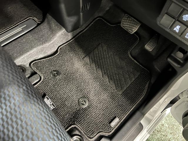 タントカスタムXリミテッド 走行2623キロ/両側電動スライドドア1年保証・走行距離無制限 サイドエアバック クリアランスソナー オートマチックハイビーム オートライト LEDヘッドライト ベンチシート シートヒーター 両側電動スライドドア(埼玉県)の中古車