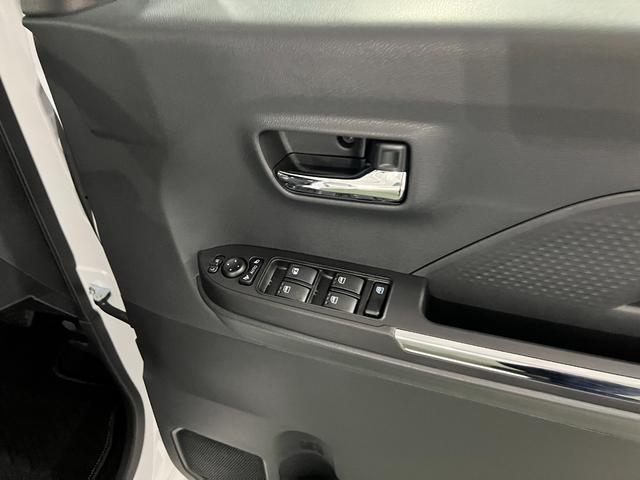 タントカスタムXリミテッド 走行2623キロ/両側電動スライドドア1年保証・走行距離無制限 サイドエアバック クリアランスソナー オートマチックハイビーム オートライト LEDヘッドライト ベンチシート シートヒーター 両側電動スライドドア(埼玉県)の中古車