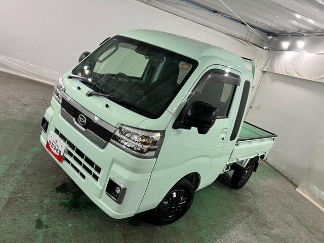 ハイゼットトラックジャンボエクストラ　４ＷＤ／車検整備付／走行２０２４０キロ１年保証距離無制限　走行距離２０２４０キロ　ＣＤチューナー　純正フロアマット　助手席エアバック　クリアランスソナー　オートライト　ＬＥＤヘッドランプ　アイドリングストップ　プッシュボタンスタート（埼玉県）の中古車