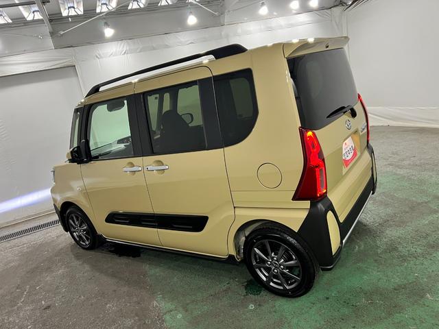 タントファンクロスリミテッド 走行2575キロ/両側電動スライド1年保証・走行距離無制限 サイドエアバック クリアランスソナー オートマチックハイビーム オートライト LEDヘッドライト ベンチシート シートヒーター 両側電動スライドドア(埼玉県)の中古車