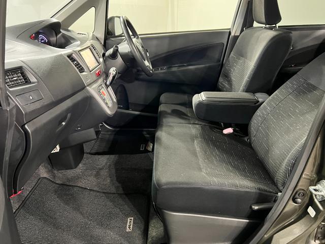 ムーヴカスタム　Ｘリミテッド　走行６６２７８４キロ／タイヤ新品交換禁煙車　ワンオーナー　点検記録簿あり　一年保証・走行距離無制限　ワンセグナビ　バックカメラ　ＬＥＤヘッドライト　アイドリングストップ　ベンチシート　運転席助手席エアバック（埼玉県）の中古車