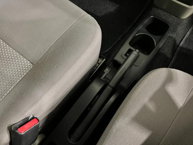 ミライースＬ　ＳＡ　焦げ穴／走行６５０６７キロ／ＣＤチューナー１年保証距離無制限　走行距離６５０６７キロ　ＣＤチューナー　助手席エアバック　アイドリングストップ　フロアマット　マニュアルエアコン（埼玉県）の中古車