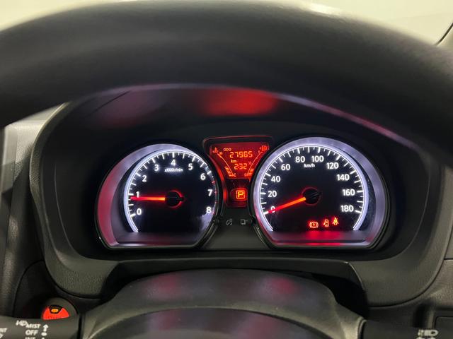 ノートX 走行27985キロ/クリアランスソナー一年保証・ 走行距離無制限 走行27985キロ 助手席エアバック 純正カーペットマット クリアランスソナー オートライト(埼玉県)の中古車
