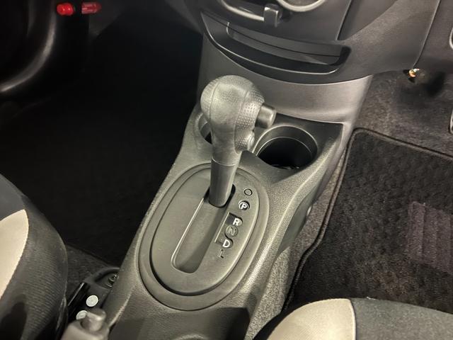 ノートX 走行27985キロ/クリアランスソナー一年保証・ 走行距離無制限 走行27985キロ 助手席エアバック 純正カーペットマット クリアランスソナー オートライト(埼玉県)の中古車