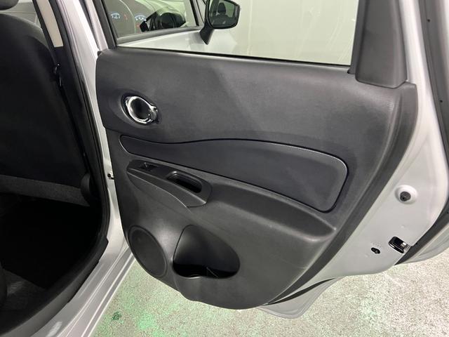 ノートX 走行27985キロ/クリアランスソナー一年保証・ 走行距離無制限 走行27985キロ 助手席エアバック 純正カーペットマット クリアランスソナー オートライト(埼玉県)の中古車