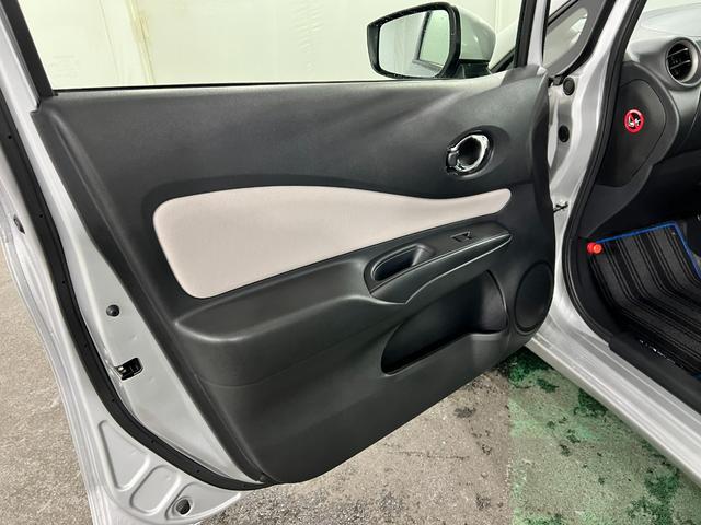 ノートｅ−パワー　Ｘ　走行２５６５８キロ／車検整備付／全周囲カメラ一年保証・走行距離無制限　走行２５６５８キロ　フルセグナビ　Ｂｌｕｅｔｏｏｔｈ　全周囲カメラ　ＥＴＣ　オートライト　ＬＥＤヘッドライト　ＤＶＤ（埼玉県）の中古車