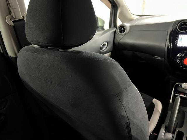 ノートｅ−パワー　Ｘ　走行２５６５８キロ／車検整備付／全周囲カメラ一年保証・走行距離無制限　走行２５６５８キロ　フルセグナビ　Ｂｌｕｅｔｏｏｔｈ　全周囲カメラ　ＥＴＣ　オートライト　ＬＥＤヘッドライト　ＤＶＤ（埼玉県）の中古車