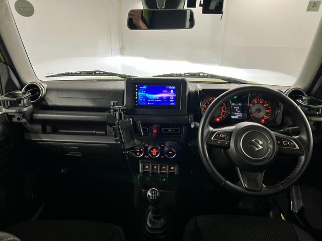 ジムニーＸＣ　修復歴／４ＷＤ／ＭＴ車／走行６３０６９キロ／ＤＡ１年保証距離無制限　走行距離６３０６９キロ　ディスプレイオーディオ　バックカメラ　前後ドラレコ　純正マット　サイドエアバッグ　ＬＥＤヘッドランプ　シートヒーター（埼玉県）の中古車