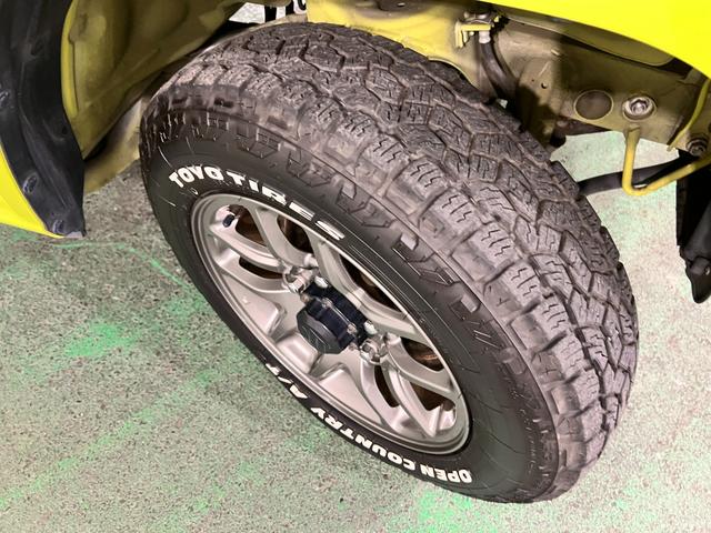 ジムニーＸＣ　修復歴／４ＷＤ／ＭＴ車／走行６３０６９キロ／ＤＡ１年保証距離無制限　走行距離６３０６９キロ　ディスプレイオーディオ　バックカメラ　前後ドラレコ　純正マット　サイドエアバッグ　ＬＥＤヘッドランプ　シートヒーター（埼玉県）の中古車