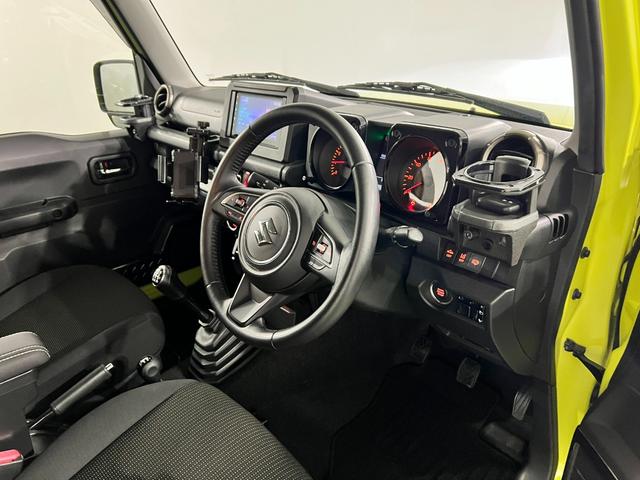 ジムニーＸＣ　修復歴／４ＷＤ／ＭＴ車／走行６３０６９キロ／ＤＡ１年保証距離無制限　走行距離６３０６９キロ　ディスプレイオーディオ　バックカメラ　前後ドラレコ　純正マット　サイドエアバッグ　ＬＥＤヘッドランプ　シートヒーター（埼玉県）の中古車