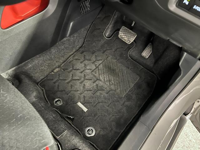 ライズＺ　走行８９０２キロ／純正フルセグナビ／前後ドラレコ１年保証距離無制限　走行距離８９０２キロ　純正フルセグナビ　バックカメラ　ドラレコ　純正マット　サイドエアバッグ　ＬＥＤヘッドランプ　アイドリングストップ　シートヒーター　オート格納式ドアミラー（埼玉県）の中古車