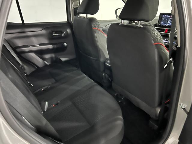 ライズＺ　走行８９０２キロ／純正フルセグナビ／前後ドラレコ１年保証距離無制限　走行距離８９０２キロ　純正フルセグナビ　バックカメラ　ドラレコ　純正マット　サイドエアバッグ　ＬＥＤヘッドランプ　アイドリングストップ　シートヒーター　オート格納式ドアミラー（埼玉県）の中古車