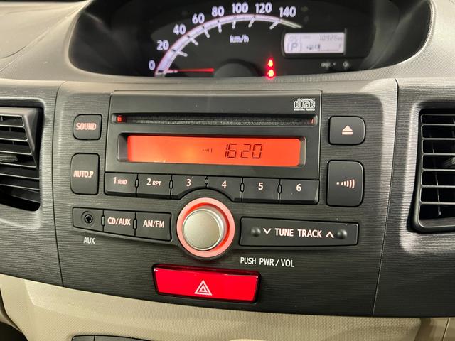 ムーヴＬ　雹害／車検整備付／走行７０９２６キロ／ＣＤチューナー１年保証距離無制限　走行距離７０９２６キロ　ＣＤチューナー　純正マット　助手席エアバッグ　ベンチシート　オートエアコン　電動格納式ドアミラー（埼玉県）の中古車