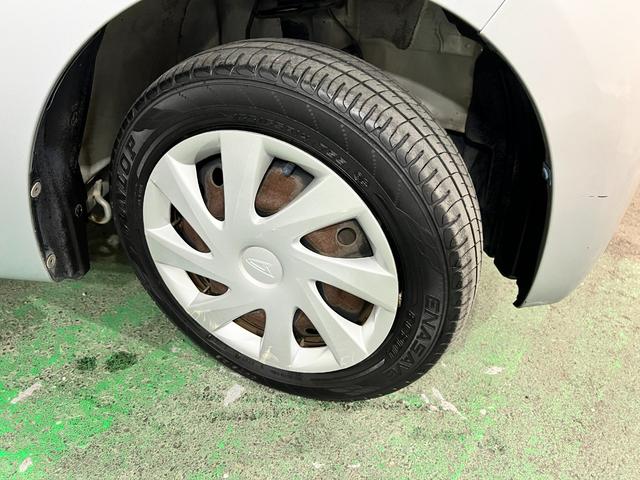 ムーヴＬ　雹害／車検整備付／走行７０９２６キロ／ＣＤチューナー１年保証距離無制限　走行距離７０９２６キロ　ＣＤチューナー　純正マット　助手席エアバッグ　ベンチシート　オートエアコン　電動格納式ドアミラー（埼玉県）の中古車