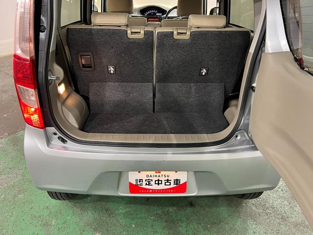 ムーヴＬ　雹害／車検整備付／走行７０９２６キロ／ＣＤチューナー１年保証距離無制限　走行距離７０９２６キロ　ＣＤチューナー　純正マット　助手席エアバッグ　ベンチシート　オートエアコン　電動格納式ドアミラー（埼玉県）の中古車