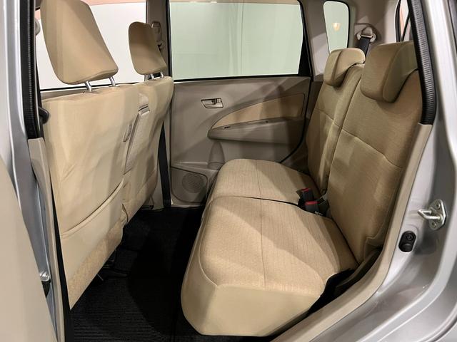 ムーヴＬ　雹害／車検整備付／走行７０９２６キロ／ＣＤチューナー１年保証距離無制限　走行距離７０９２６キロ　ＣＤチューナー　純正マット　助手席エアバッグ　ベンチシート　オートエアコン　電動格納式ドアミラー（埼玉県）の中古車