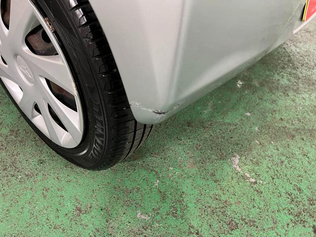 ムーヴＬ　雹害／車検整備付／走行７０９２６キロ／ＣＤチューナー１年保証距離無制限　走行距離７０９２６キロ　ＣＤチューナー　純正マット　助手席エアバッグ　ベンチシート　オートエアコン　電動格納式ドアミラー（埼玉県）の中古車
