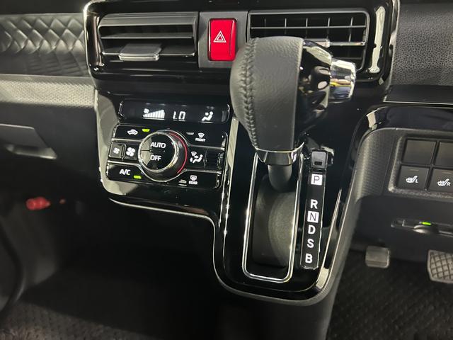 タントカスタムRSスタイルセレクション 走行41751キロ/ナビ一年保証・走行距離無制限 フルセグナビ Bluetooth バックカメラ ドラレコ ETC クリアランスソナー オートライト LEDヘッドライト 両側電動スライドドア シートヒーター(埼玉県)の中古車