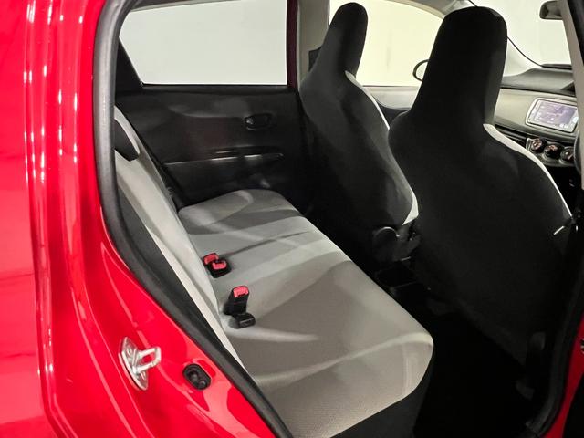 ヴィッツＦ　走行５２１３１キロ／ワンセグナビ／電動格納式ドアミラー１年保証距離無制限　走行距離５２１３１キロ　ワンセグナビ　バックカメラ　純正マット　助手席エアバッグ　電動格納式ドアミラー　キーレス（埼玉県）の中古車