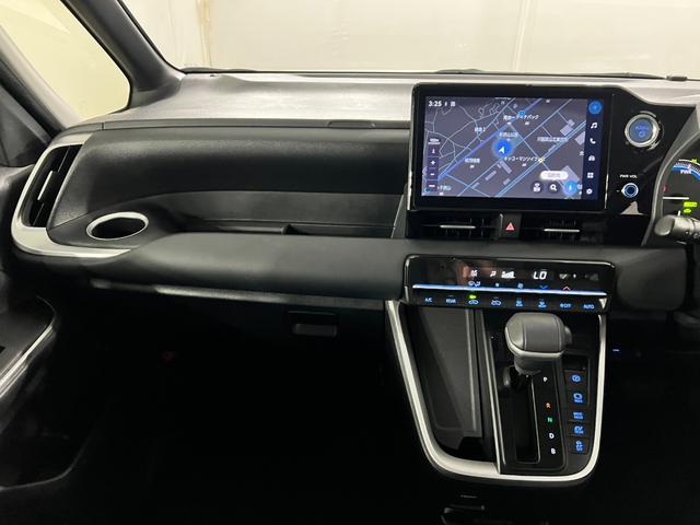 ノアハイブリッドＧ　走行１８３９０キロ／４ＷＤ／ナビ／Ｂカメラ一年保証・走行距離無制限　フルセグナビ　Ｂｌｕｅｔｏｏｔｈ　バックカメラ　ＥＴＣ　オートライト　ＬＥＤヘッドライト　両側電動スライドドア（埼玉県）の中古車