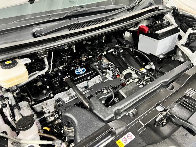 ノアハイブリッドＧ　走行１８３９０キロ／４ＷＤ／ナビ／Ｂカメラ一年保証・走行距離無制限　フルセグナビ　Ｂｌｕｅｔｏｏｔｈ　バックカメラ　ＥＴＣ　オートライト　ＬＥＤヘッドライト　両側電動スライドドア（埼玉県）の中古車