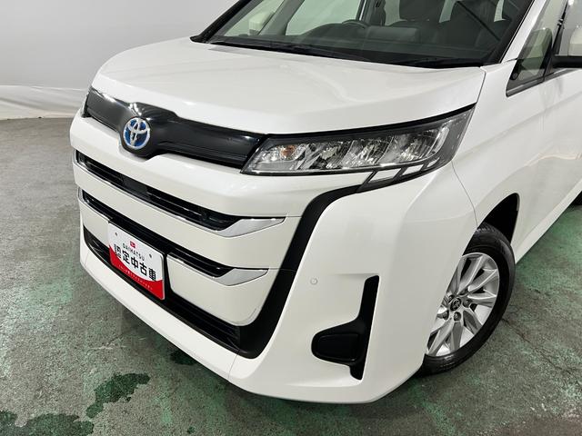 ノアハイブリッドＧ　走行１８３９０キロ／４ＷＤ／ナビ／Ｂカメラ一年保証・走行距離無制限　フルセグナビ　Ｂｌｕｅｔｏｏｔｈ　バックカメラ　ＥＴＣ　オートライト　ＬＥＤヘッドライト　両側電動スライドドア（埼玉県）の中古車