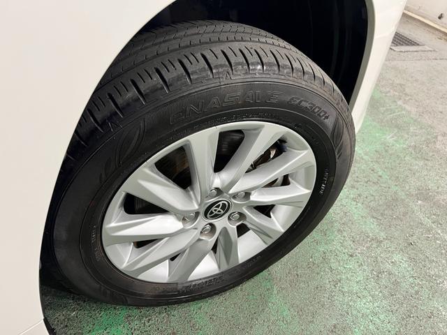 ノアハイブリッドＧ　走行１８３９０キロ／４ＷＤ／ナビ／Ｂカメラ一年保証・走行距離無制限　フルセグナビ　Ｂｌｕｅｔｏｏｔｈ　バックカメラ　ＥＴＣ　オートライト　ＬＥＤヘッドライト　両側電動スライドドア（埼玉県）の中古車