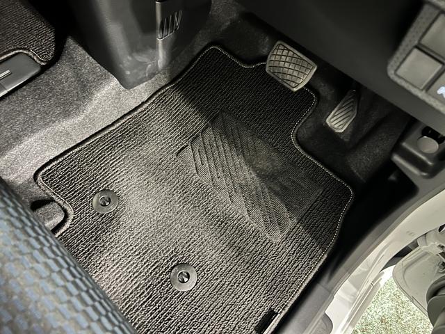 タントカスタムＲＳ　走行１２９８５キロ／ＬＥＤヘッドライト１年保証・走行距離無制限　サイドエアバック　クリアランスソナー　オートマチックハイビーム　オートライト　ＬＥＤヘッドライト　ベンチシート　シートヒーター　両側電動スライドドア（埼玉県）の中古車