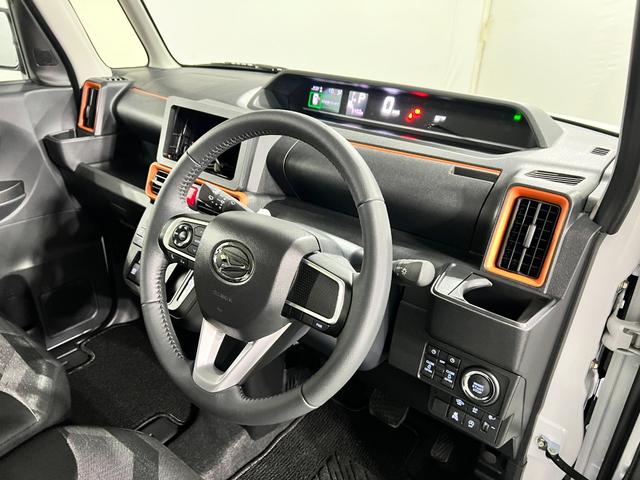 タントファンクロスターボ 走行5450キロ/シートヒーター1年保証・走行距離無制限 サイドエアバック クリアランスソナー オートマチックハイビーム オートライト LEDヘッドライト ベンチシート シートヒーター 両側電動スライドドア(埼玉県)の中古車