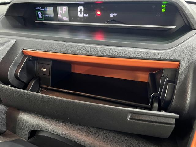 タントファンクロスターボリミテッド　走行７１９５キロ／２トーン白黒１年保証・走行距離無制限　サイドエアバック　クリアランスソナー　オートマチックハイビーム　オートライト　ＬＥＤヘッドライト　ベンチシート　シートヒーター　両側電動スライドドア（埼玉県）の中古車