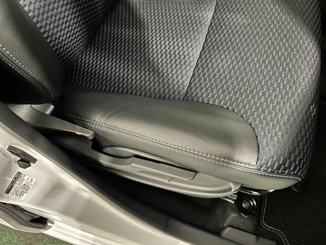 タントカスタムＲＳリミテッド　走行２０５２キロ／ＬＥＤヘッドランプ１年保証距離無制限　走行距離２０５２キロ　純正マット　サイドエアバッグ　ＬＥＤヘッドランプ　アイドリングストップ　シートヒーター　両側電動スライドドア　オート格納式ドアミラー（埼玉県）の中古車