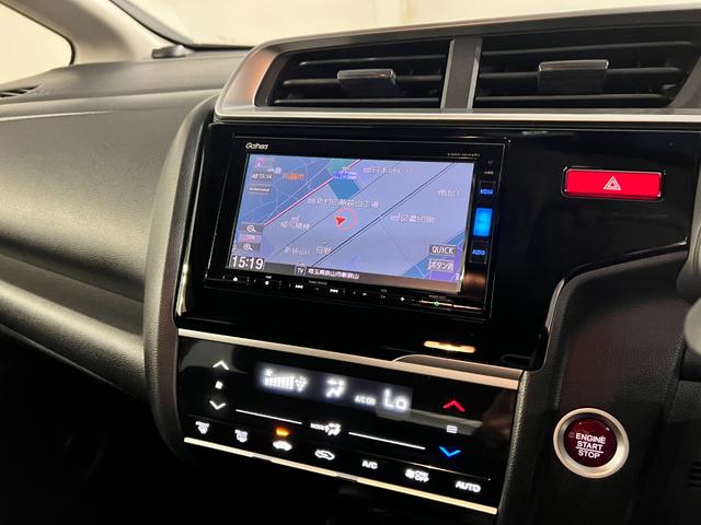 フィット１３Ｇ・Ｓパッケージ　走行７２７０３キロ／ナビ／バックカメラ一年保証・走行距離無制限　ワンセグナビ　Ｂｌｕｅｔｏｏｔｈ　バックカメラ　ＥＴＣ　オートライト　ＬＥＤヘッドライト　サイドエアバック（埼玉県）の中古車
