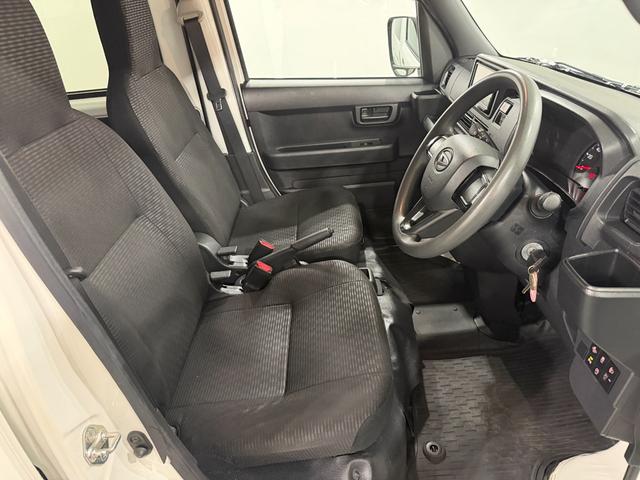 ハイゼットカーゴDX 走行43388キロ/車検整備付/ナビ/バックカメラ一年保証・走行距離無制限 ワンセグナビ バックカメラ ドラレコ クリアランスソナー オートライト アイドリングストップ(埼玉県)の中古車