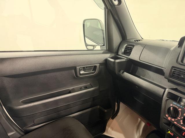 ハイゼットカーゴDX 走行43388キロ/車検整備付/ナビ/バックカメラ一年保証・走行距離無制限 ワンセグナビ バックカメラ ドラレコ クリアランスソナー オートライト アイドリングストップ(埼玉県)の中古車