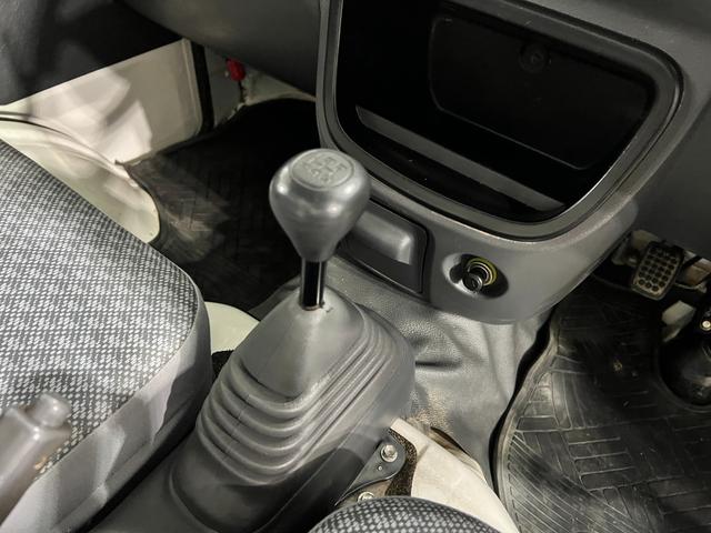 ハイゼットトラックスペシャル　農用パック　走行３５５７７キロ／４ＷＤ／５速ＭＴ一年保証・走行距離無制限　助手席エアバック　純正カーペットマット　キズ　凹み　シート破れ　４ＷＤ　５速マニュアル　ＡＭＦＭラジオ（埼玉県）の中古車