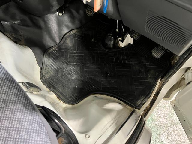 ハイゼットトラックスペシャル　農用パック　走行３５５７７キロ／４ＷＤ／５速ＭＴ一年保証・走行距離無制限　助手席エアバック　純正カーペットマット　キズ　凹み　シート破れ　４ＷＤ　５速マニュアル　ＡＭＦＭラジオ（埼玉県）の中古車